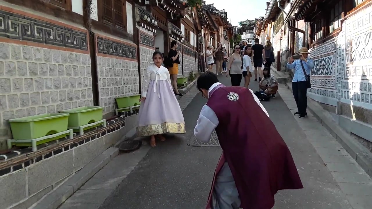 Bukchon Hanok Village, Seoul